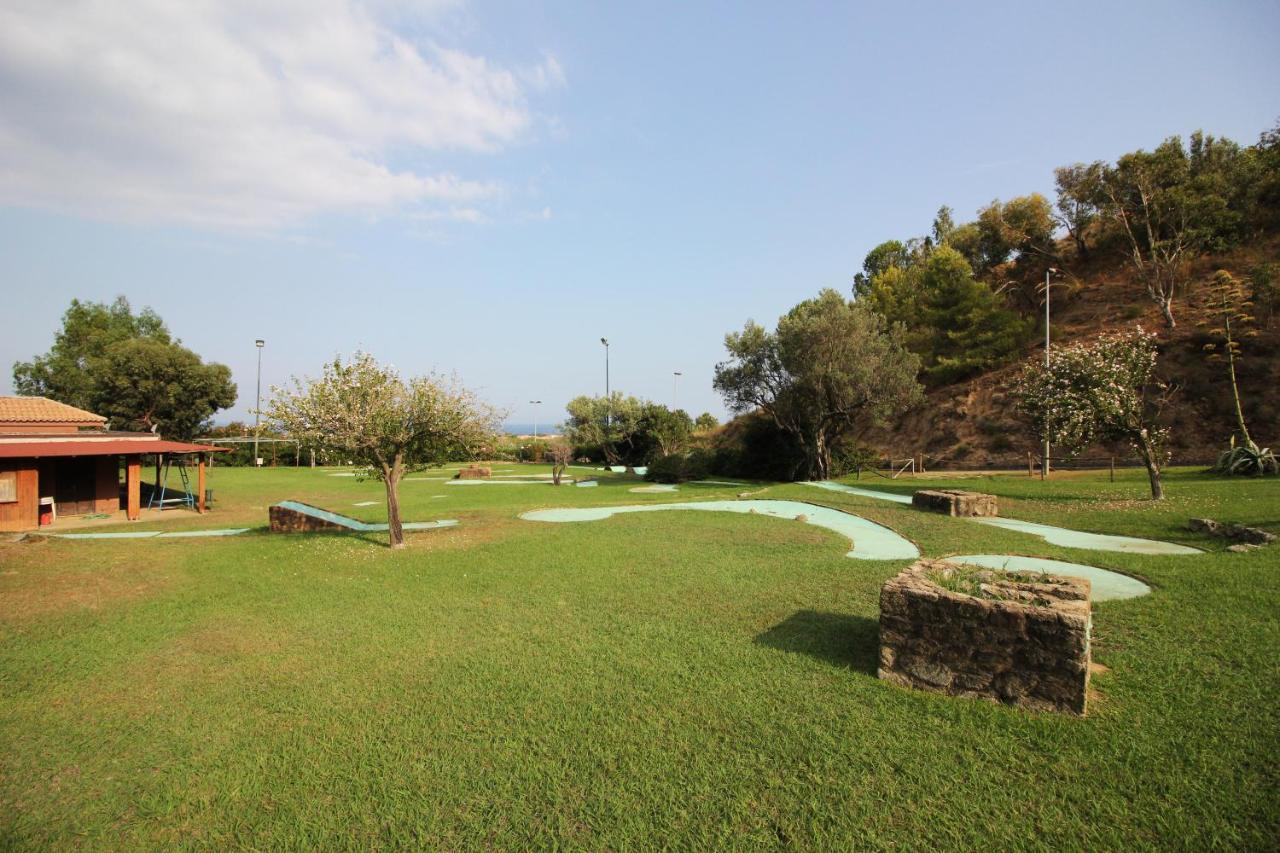 Villaggio Calaghena Hotel 4*