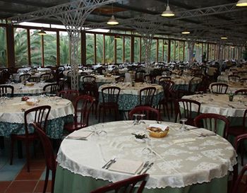 Hotel Villaggio Calaghena 4*